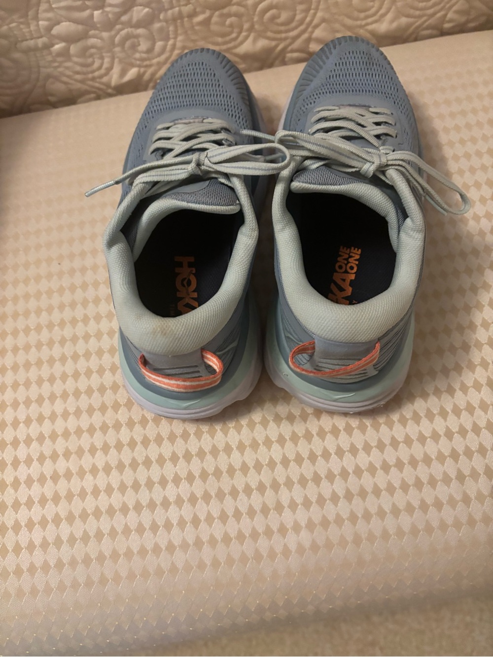 Light blue women’s Roku athletic shoes. Cushioned interior. Coral trim. - Picture 3 of 7